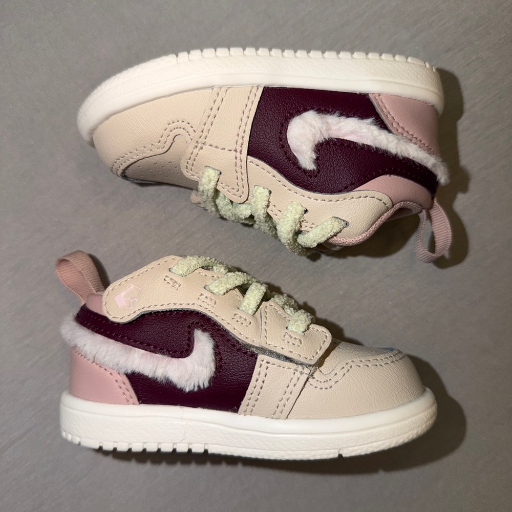 Nike Toddlers 5C girls